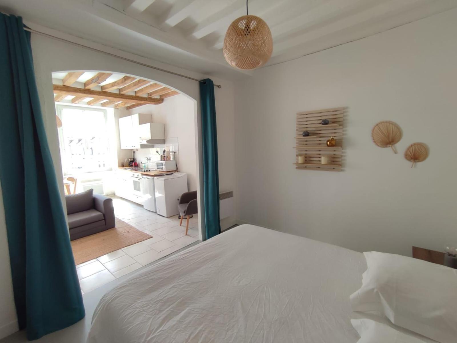 Charmant Studio En Centre-Ville. Saint-Pierre-en-Auge Екстер'єр фото